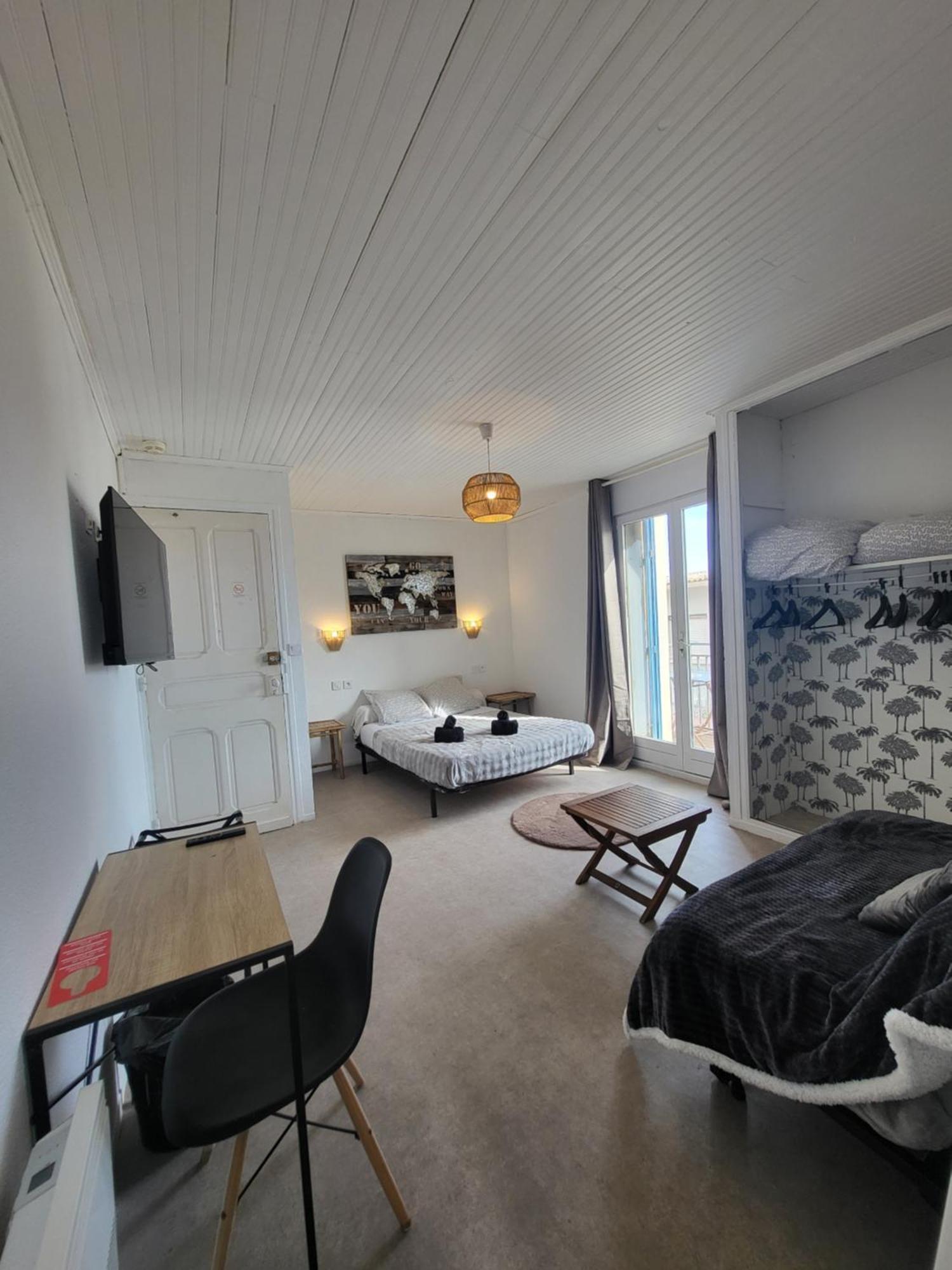 Hotel Le Chalet ヴァンドル・プラージュ エクステリア 写真